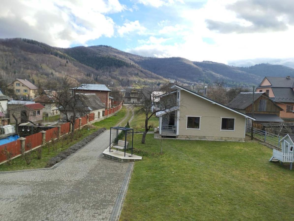 Lucy Hotel Yaremche Luaran gambar