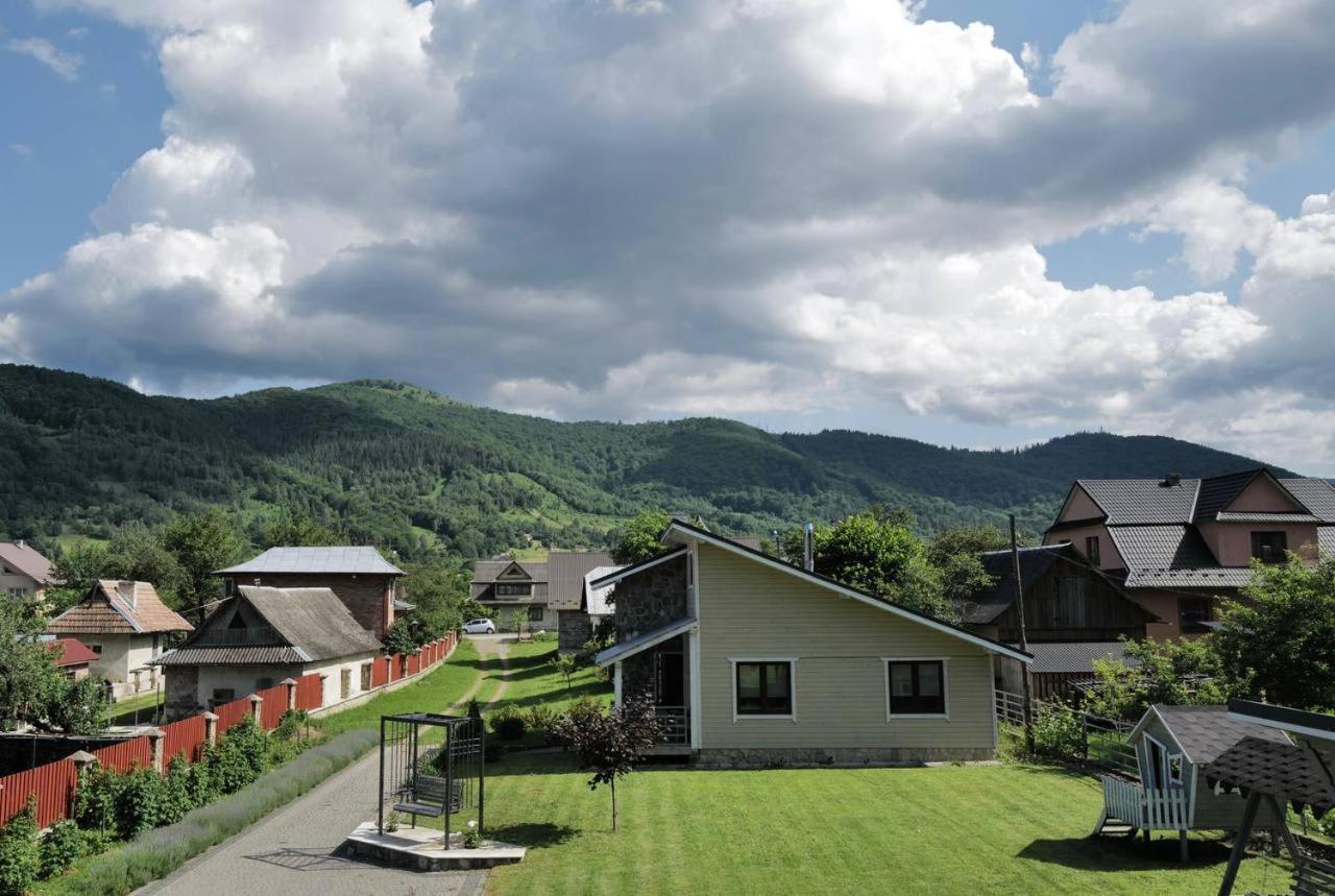 Lucy Hotel Yaremche Luaran gambar