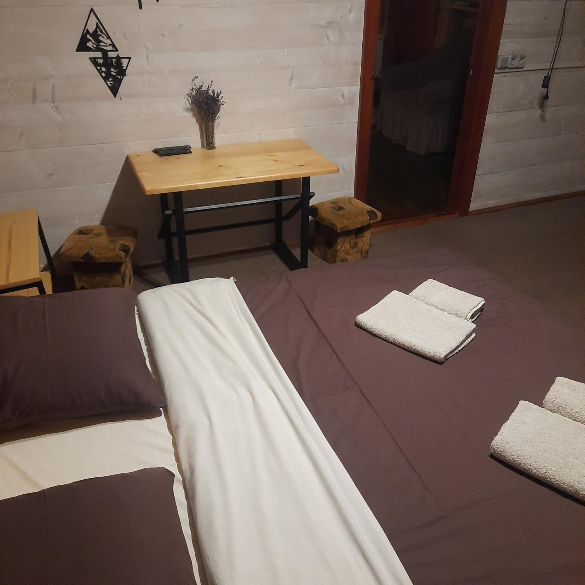 Lucy Hotel Yaremche Bilik gambar