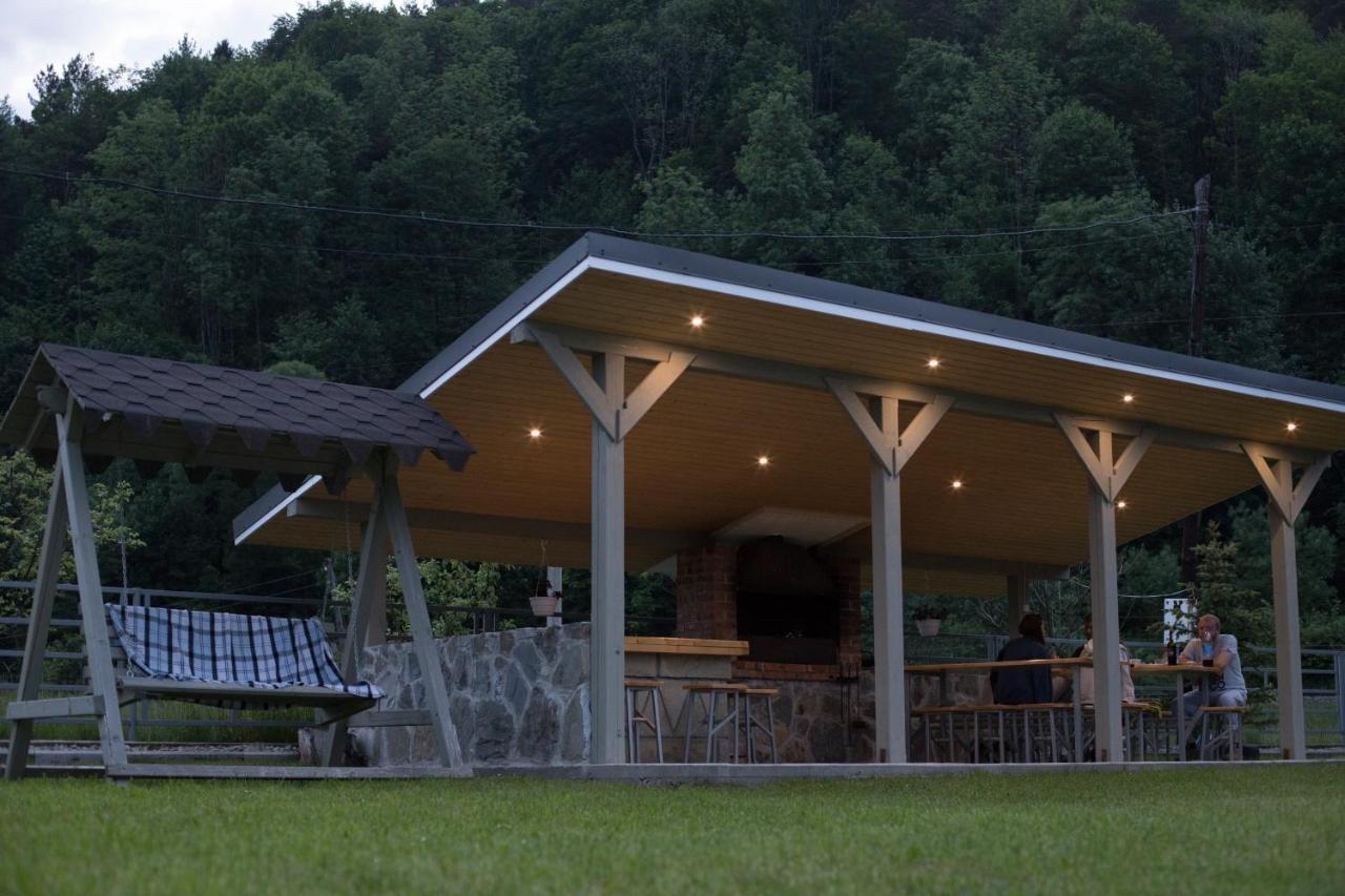Lucy Hotel Yaremche Luaran gambar