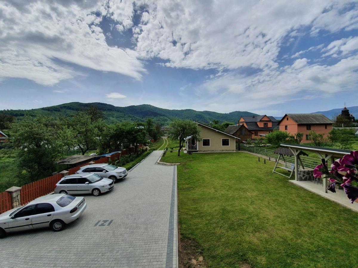 Lucy Hotel Yaremche Luaran gambar