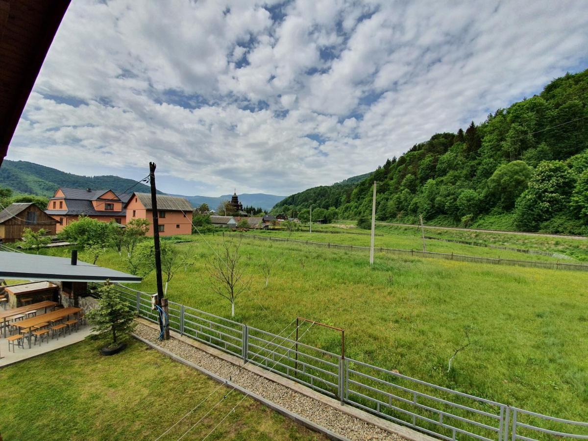 Lucy Hotel Yaremche Luaran gambar